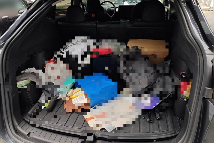 Used Tesla Model Y 2022 Long-Range All-Wheel-Drive Version