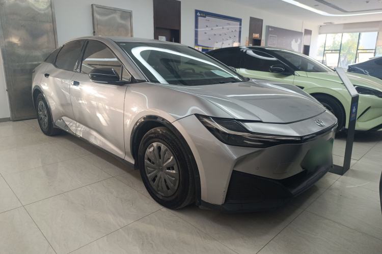 Used Toyota bZ3 2023 517 km Elite PRO