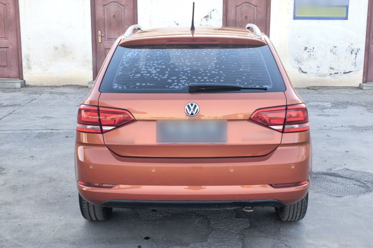 Used Volkswagen Santana 2017 Haval H6 1.6L Automatic Fashion Edition Exterior 4