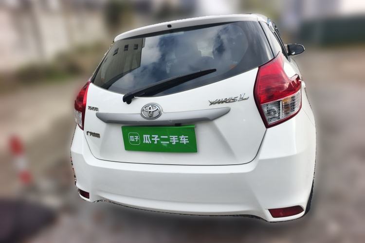 Used Toyota YARiS L Zhi Xuan 2015 1.5E Automatic Charm Edition
