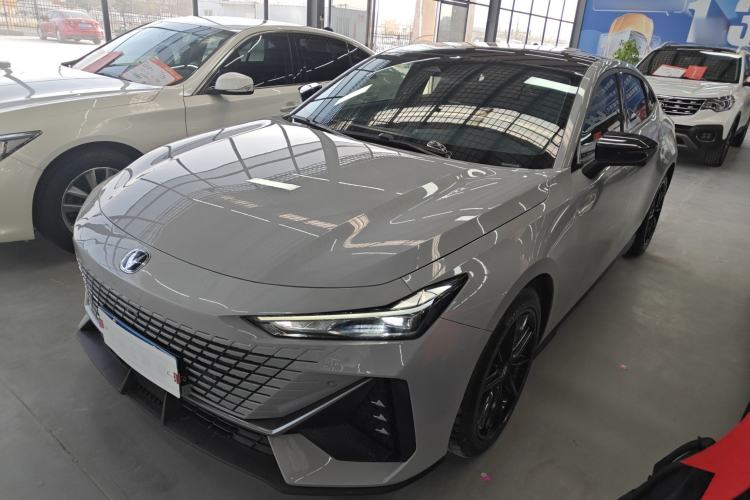 Used CHANGAN UNI-V 2023 1.5T Prestige Model