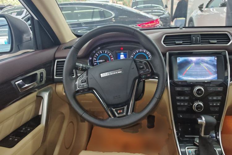Used Haval H2 2016 Red-Label 1.5T Automatic Two-Wheel Drive Luxury Model Steering Wheel