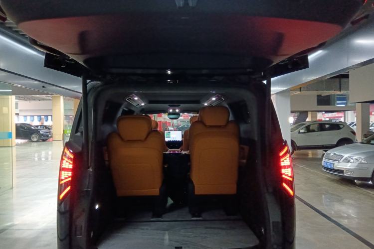 Used Geely Galaxy LEVC L380 2025 805 km Flagship Version All-Wheel Drive