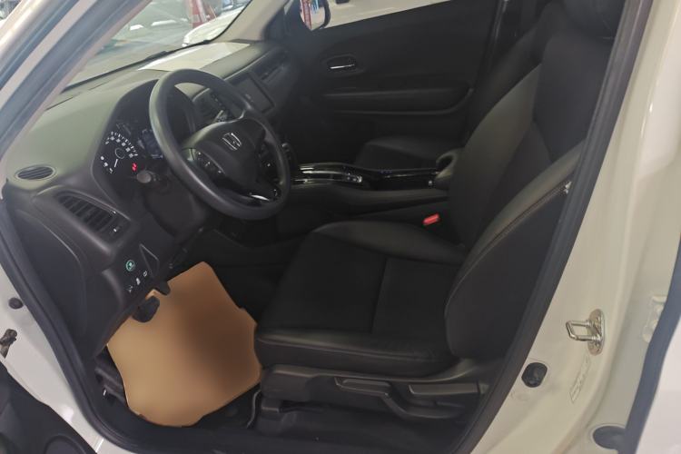 Used Honda Vezel 2020 1.5L CVT Pioneer Edition Left Front Seat