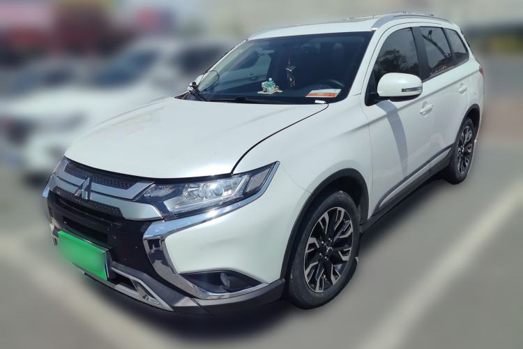 Used Mitsubishi Outlander 2020 2.0L Two-Wheel Drive Enjoyment Version 5 Seats