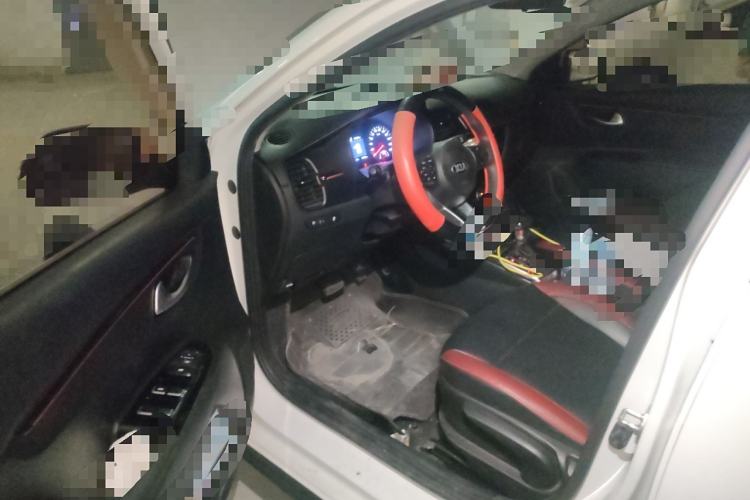 Used Kia KX Cross 2017 1.4L AT GLS