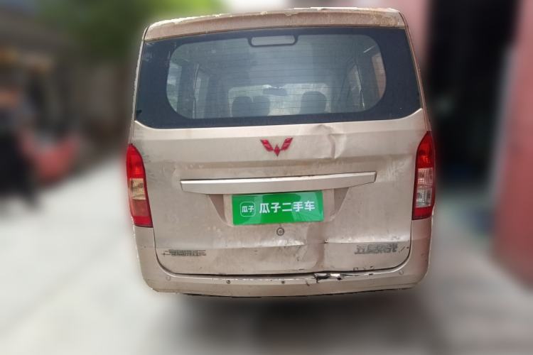 Used Wuling Rongguang V 2018 1.5L Standard Version Rear