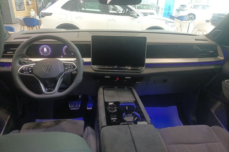 Used Volkswagen Teramont 2025 Tiguan Pro 450TSI Four-Wheel Drive Summit Edition