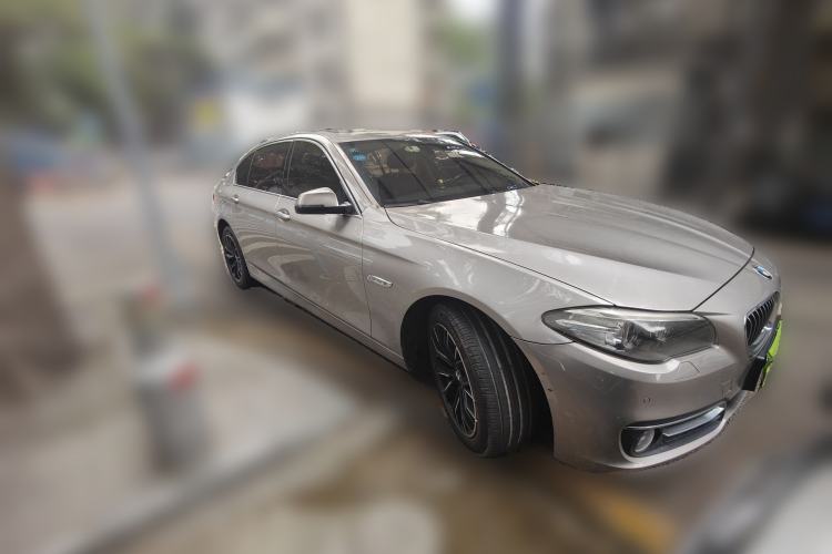 Used BMW 5 Series 2014 525Li Luxury Design Package
