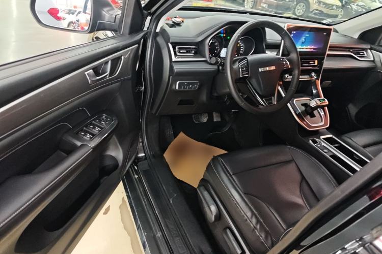 Used Haval M6 2021 PLUS 1.5T DCT Luxury Smart Connectivity Model
