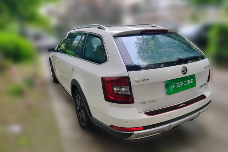 Used Skoda Octavia 2018 Station Wagon TSI230 DSG Luxury Edition Rear Left 45 Deg