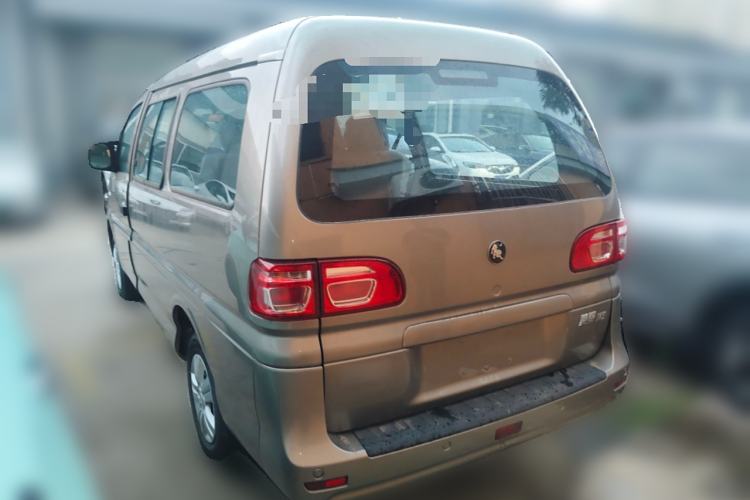 Used FORTHING Lingzhi 2023 M5L 1.6L Base Model 5 Seats
