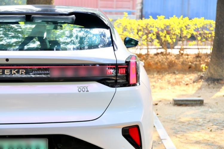 Used Zeekr 001 2025 WE Edition 100 kWh Rear-Wheel Drive