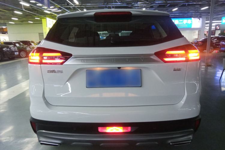 Used Geely Auto Emgrand X7 Sport 2021 Million Edition 1.8TD DCT Two-Wheel Drive Luxury Model
