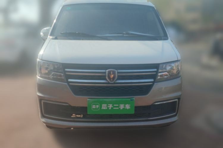 Used Jinbei Hiace X30 2024 1.5L Wealthy Van Model 2/5 Seats