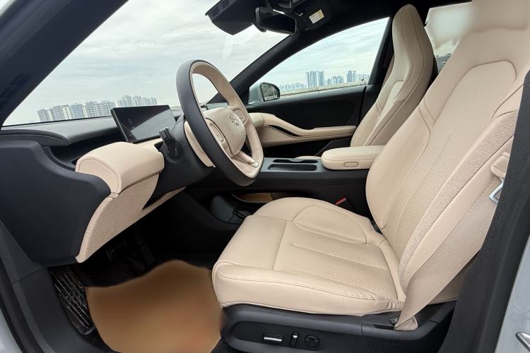 Used Nio ET5 2022 75 kWh Interior 3