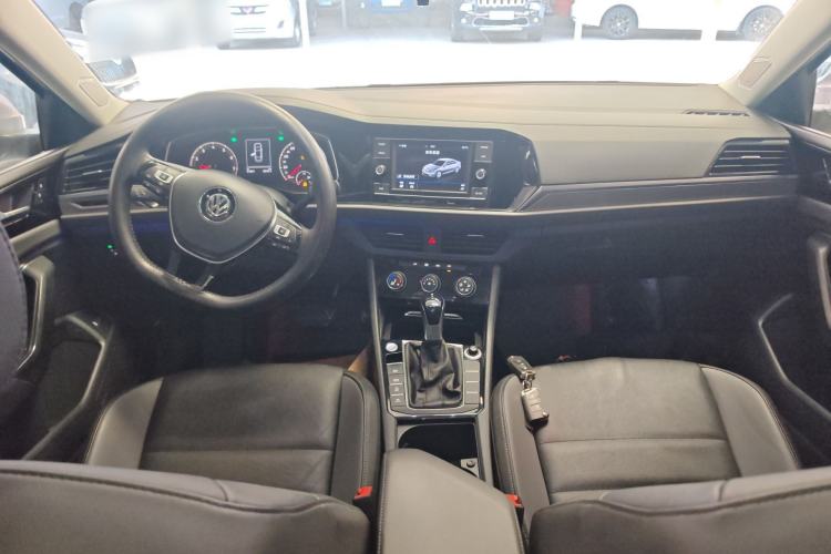 Used Volkswagen Sagitar 2020 280TSI DSG Comfort Version China VI Standard Center Console