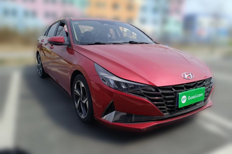 Used Hyundai Elantra 2021 1.5L CVT LUX Prestige Edition Front Right 45 Deg