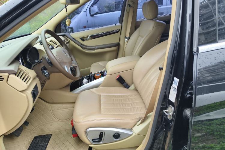 Used Mercedes-Benz R-Class 2009 R 300 L Luxury Model