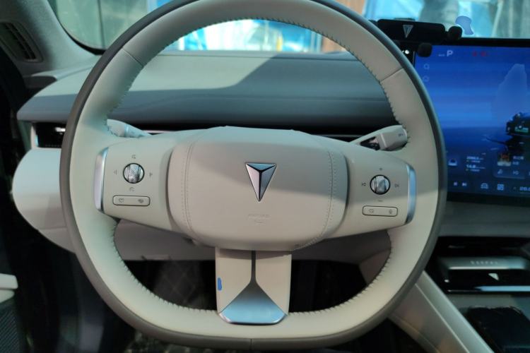 Used Deepal L07 2026 Model 550Ultra Huawei Qiankun ADS SE Edition
