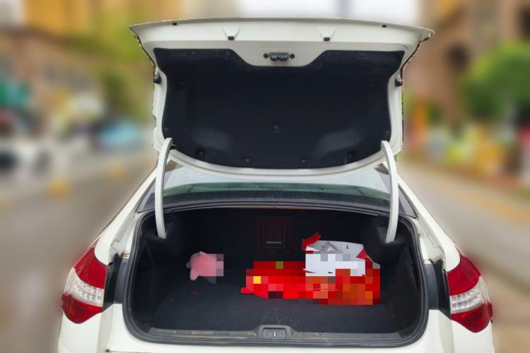 Used Citroen C5 2010 3.0L Automatic Flagship Edition Trunk