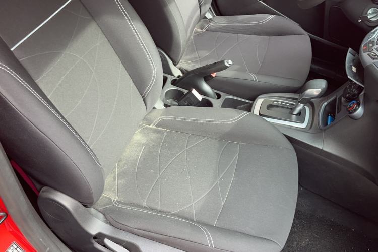 Used Ford Fiesta 2013 Hatchback 1.5L Automatic Fashion Edition Right Front Seat