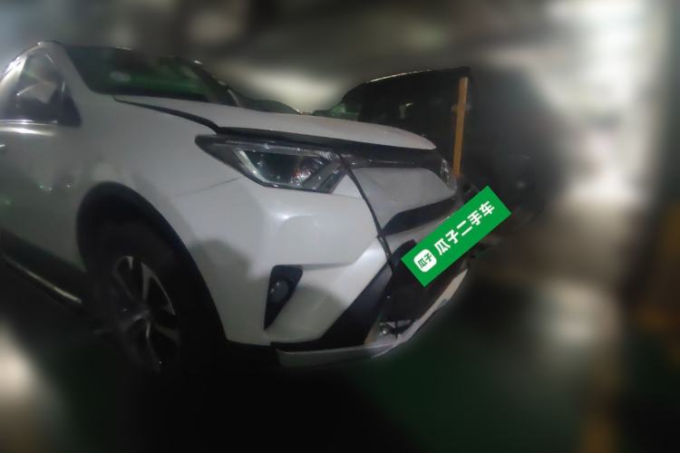 Used Toyota RAV4 2016 2.0L CVT Two-Wheel Drive Fashion Edition China V Standard