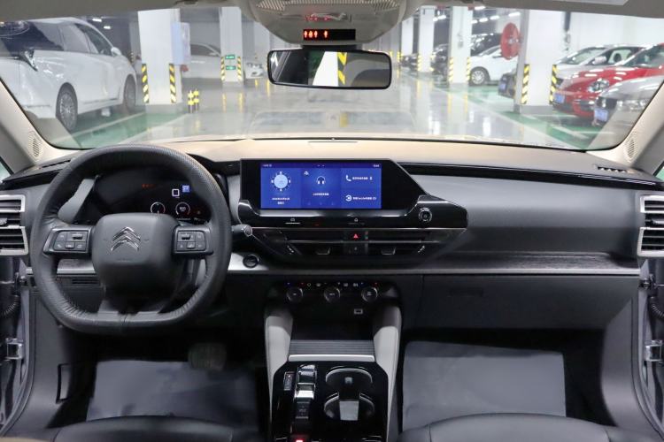 Used Citroen C5 X 2025 Model 1.6T Overseas Edition
