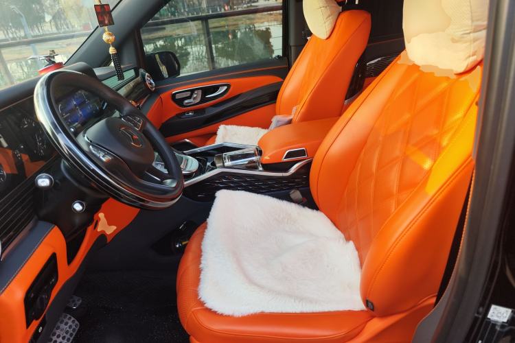 Used Mercedes-Benz Vito 2023 2.0T Business Version 7 Seats Left Front Seat