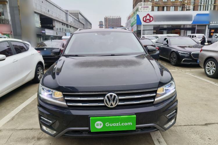 Used Volkswagen Tiguan L 2019 Revised 330TSI Automatic Two-Wheel Drive Smart & Luxury Edition China VI Standard
