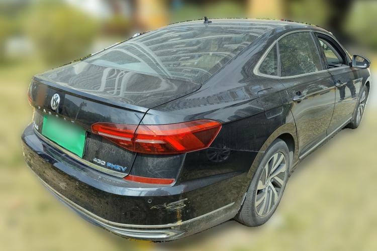 Used Volkswagen Passat New Energy 2019 430 PHEV Hybrid Luxury Edition Rear Right 45 Deg
