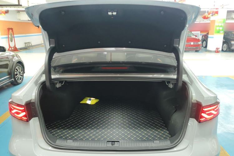 Used Chery Fengyun A8L 2025 1.5 TGDI 145 km Luxury Version