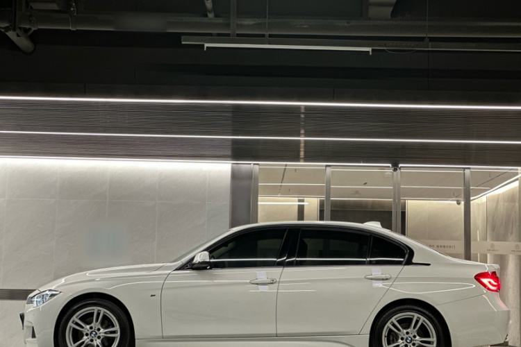 Used BMW 3 Series 2018 320Li Leading Model M Sport Package Exterior 2