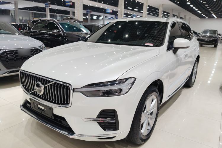 Used Volvo XC60 2022 B5 4x4 Zhiyi Luxury Edition