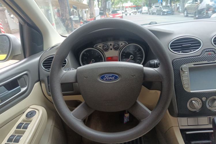 Used Ford Focus 2011 Hatchback 1.8L Automatic Fashion Edition