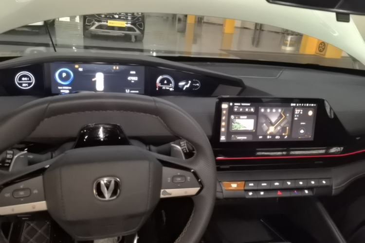 Used CHANGAN UNI-V 2024 1.5T Prestige Edition
