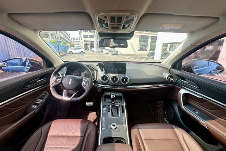 Used Wey VV5 2019 Upgraded Model 2.0T Two-Wheel Drive Ultra-Luxury Version China V Standard