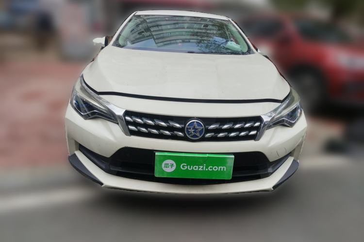 Used Venucia D60 2019 100 000-Yuan Glory 1.6L XE CVT Chenxiang Edition China VI Standard