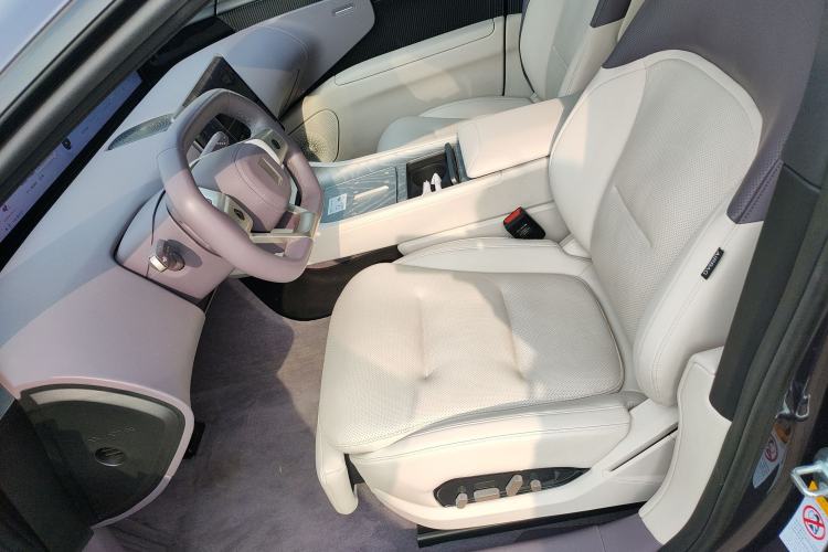 Used Avatr 12 2023 650 Three-Laser Four-Wheel Drive Performance Edition Left Front Seat