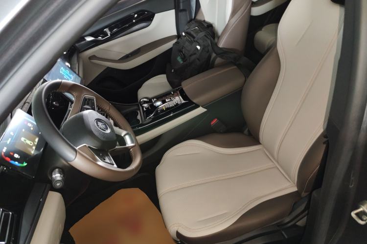 Used BYD Qin PLUS 2024 HONOR Edition DM-i 55KM Leading Model
