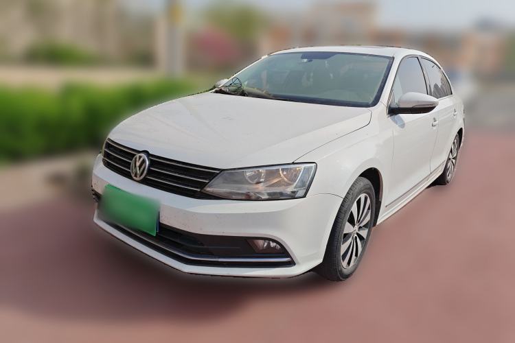 Used Volkswagen Sagitar 2015 1.6L Manual Comfort Model