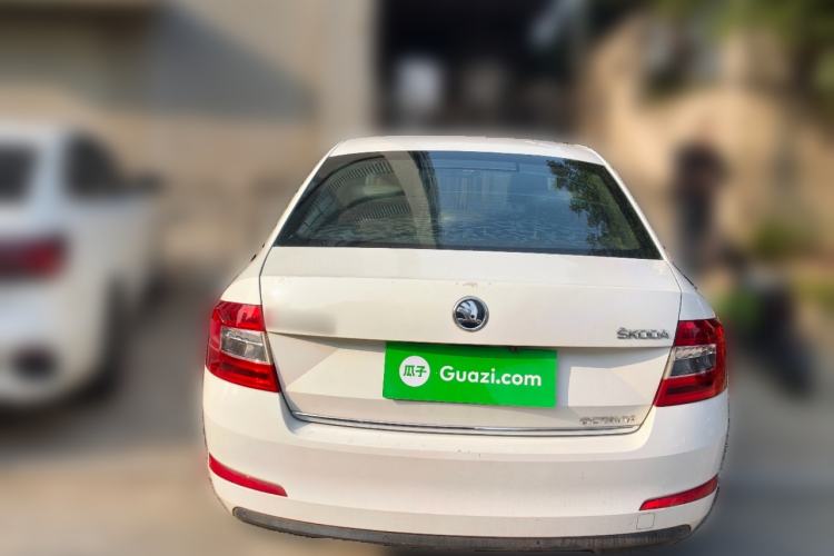 Used Skoda Octavia 2015 1.6L Automatic Yijun Edition
