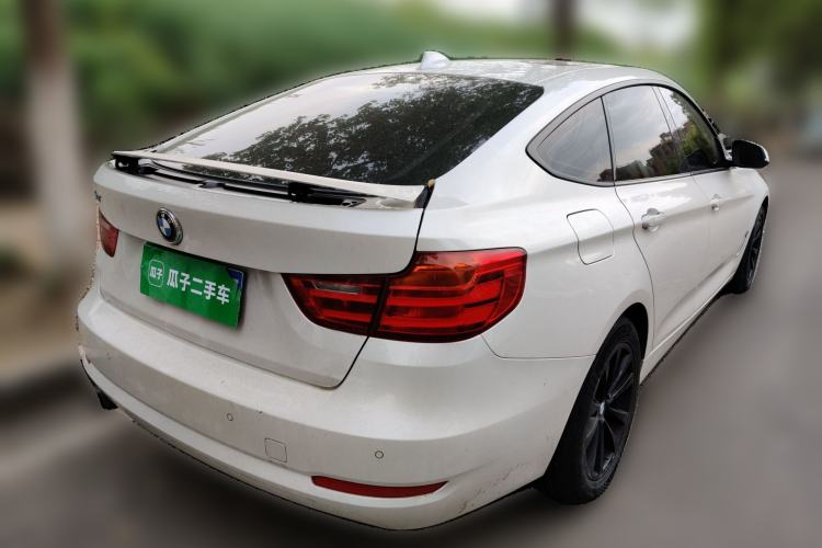 Used BMW 3 Series GT 2013 320i Leading Model Rear Right 45 Deg