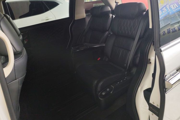 Used Honda Elysion 2019 2.0L Hybrid Luxury Edition
