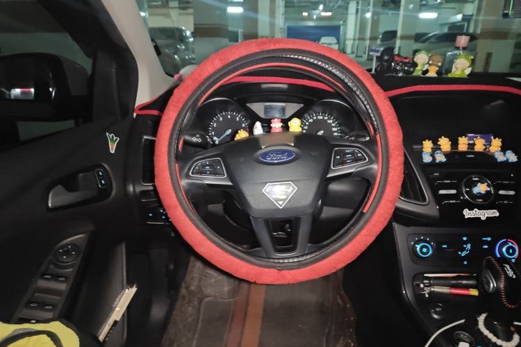 Used Ford Focus 2018 Hatchback Classic 1.6L Automatic Trendy SmartDrive Edition