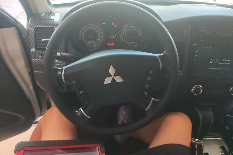 Used Mitsubishi Pajero 2019 3.0L Automatic Standard Edition
