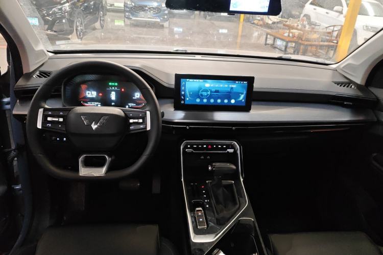 Used Wuling Asta 2021 1.5T CVT Starlight Edition
