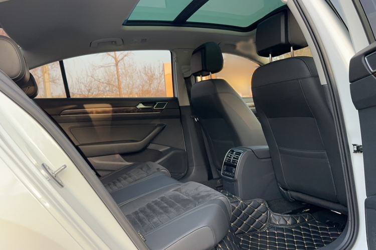 Used Volkswagen Magotan 2017 330TSI DSG Luxury Model