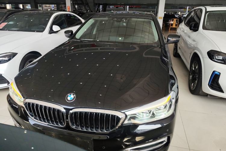 Used BMW 5 Series 2019 540Li Executive Edition Front