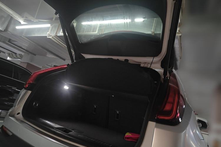 Used Cadillac XT4 2020 Revised Version 28T Two-Wheel Drive Luxury Edition
